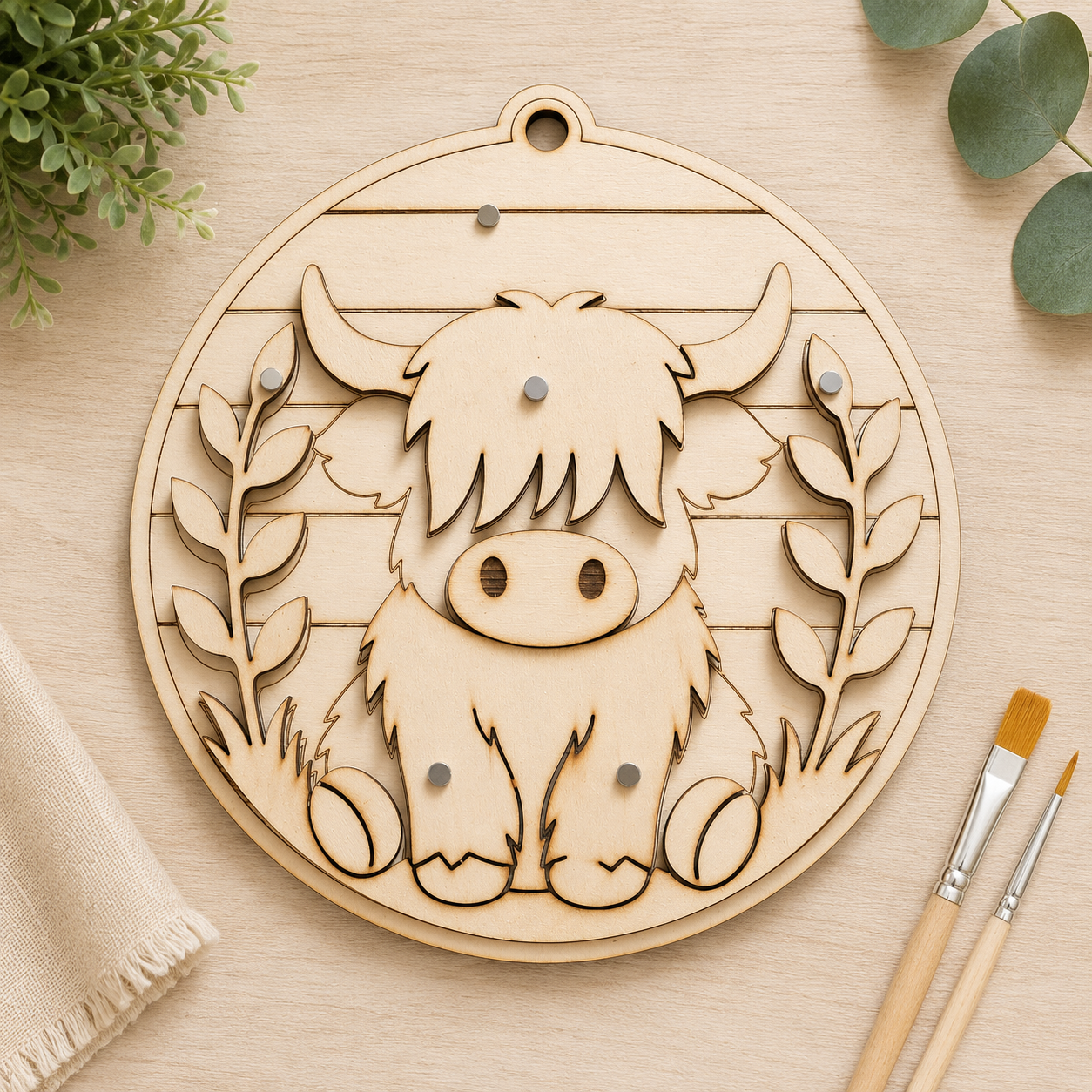 Highland Cow Interchangeable Base – Unfinished Wood DIY Craft