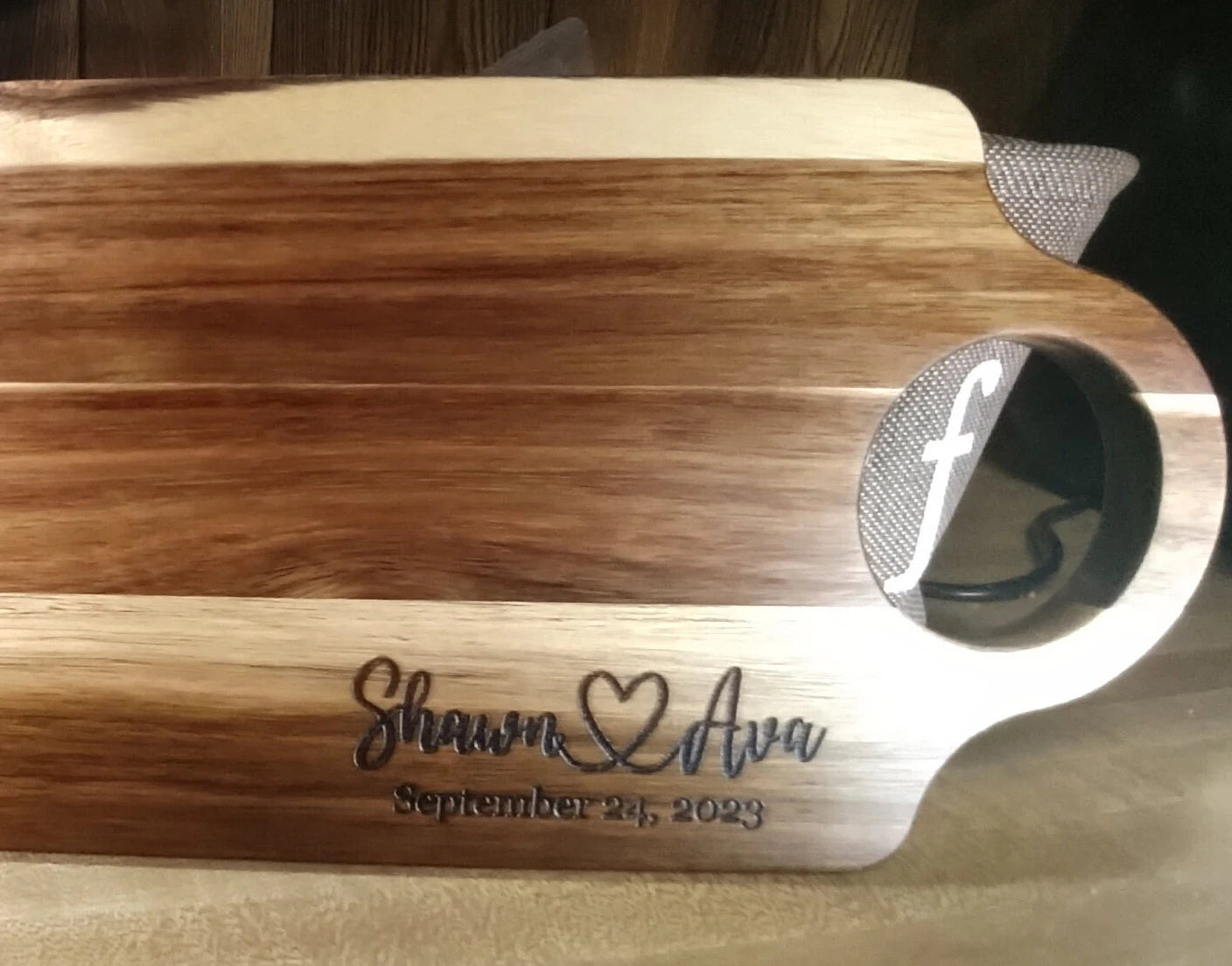 Personalized Acacia Wood Cutting Board – Wedding Gift, Engraved Charcuterie Board, Anniversary or Engagement Gift