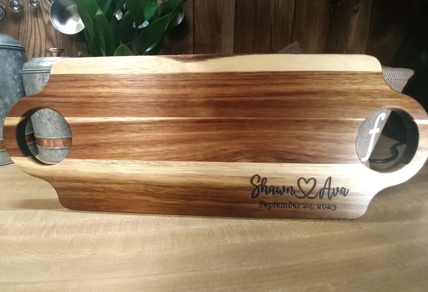 Personalized Acacia Wood Cutting Board – Wedding Gift, Engraved Charcuterie Board, Anniversary or Engagement Gift